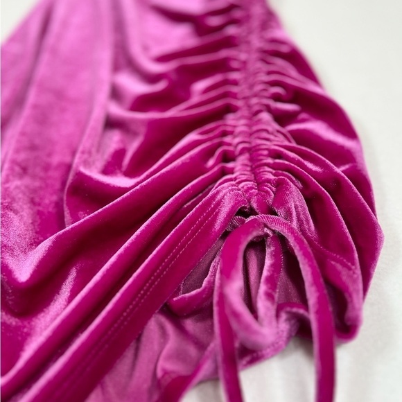 LOVE J Pink Spaghetti Strap Cinched Velour Mini Dress Party Festive Size Small - Picture 6 of 12